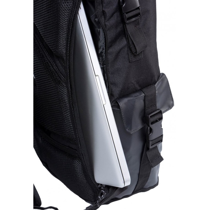 Nahrbtnik Meatfly Periscope black