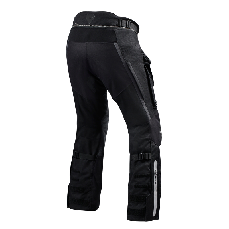 Moto hlače Revit Defender 3 GTX črne, skrajšane
