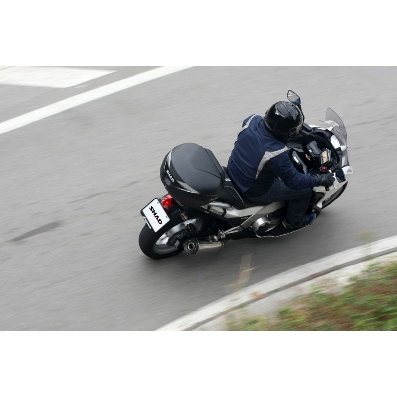 Top kovček za motorno kolo SHAD SH39 carbon - II. kakovost