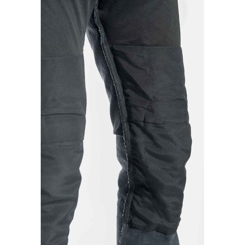 Motoristične kavbojke PANDO MOTO Robby Slim črna razprodaja