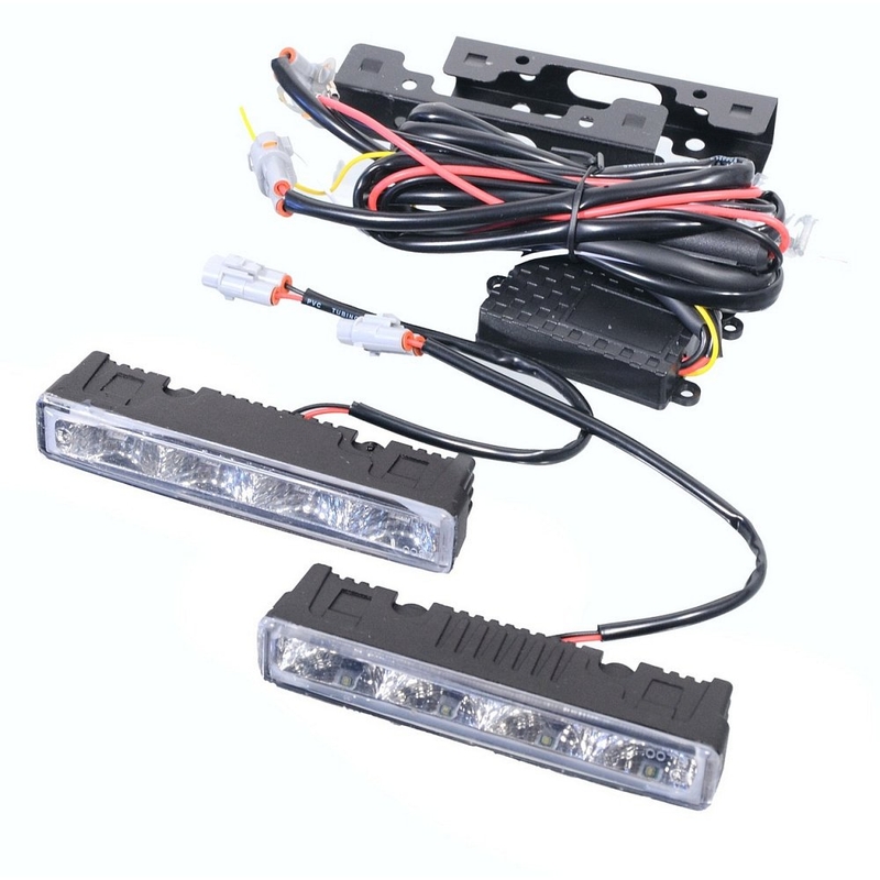 Dnevne luči 4 visokozmogljive LED 12V/24V razprodaja