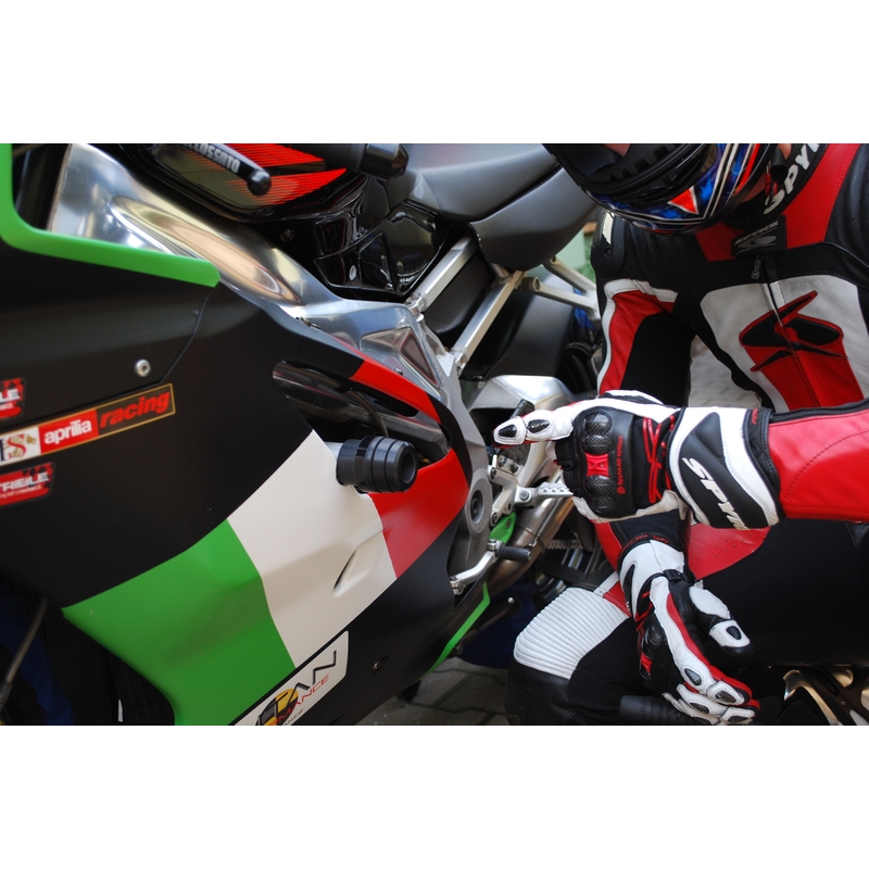 Aprilia RSV 1000 (06-09) Strela