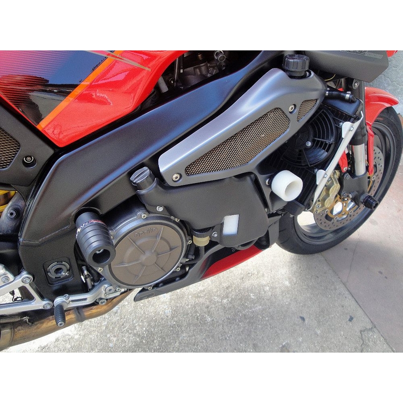 Aprilia TUONO 1000 (02-05) Strela razprodaja