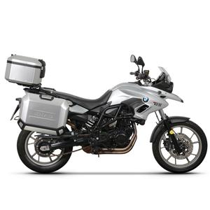 Kompletní sada hliníkových kufrů SHAD TERRA, 48L topcase   36L/47L boční kufry, včetně montážní sady a plotny SHAD BMW F 650 GS/ F 700 GS/ F 800 GS