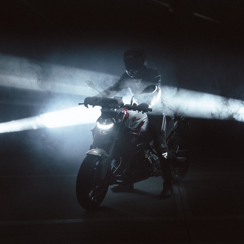 Rebelhorn Fighter Črno-bele motoristične hlače razprodaja