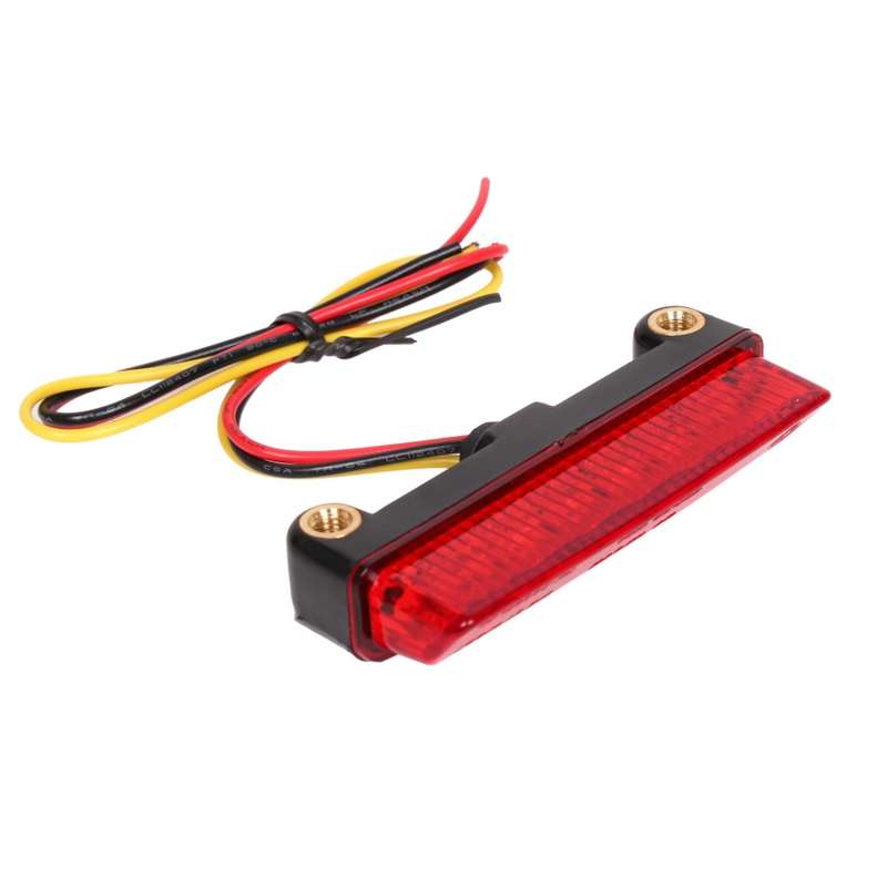 R-TOOL LED zadnja luč z rdečim steklom