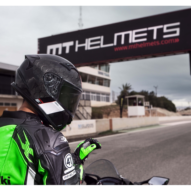 MT Kre Snake Carbon integralna motoristična čelada