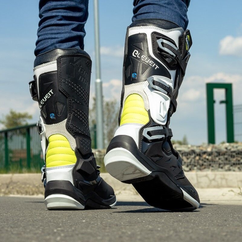 Eleveit X-Tarmac črno-fluo rumeni motoristični škornji razprodaja