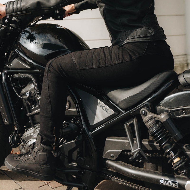 Ženske kavbojke Rebelhorn Ash Black Motorcycle Jeans razprodaja