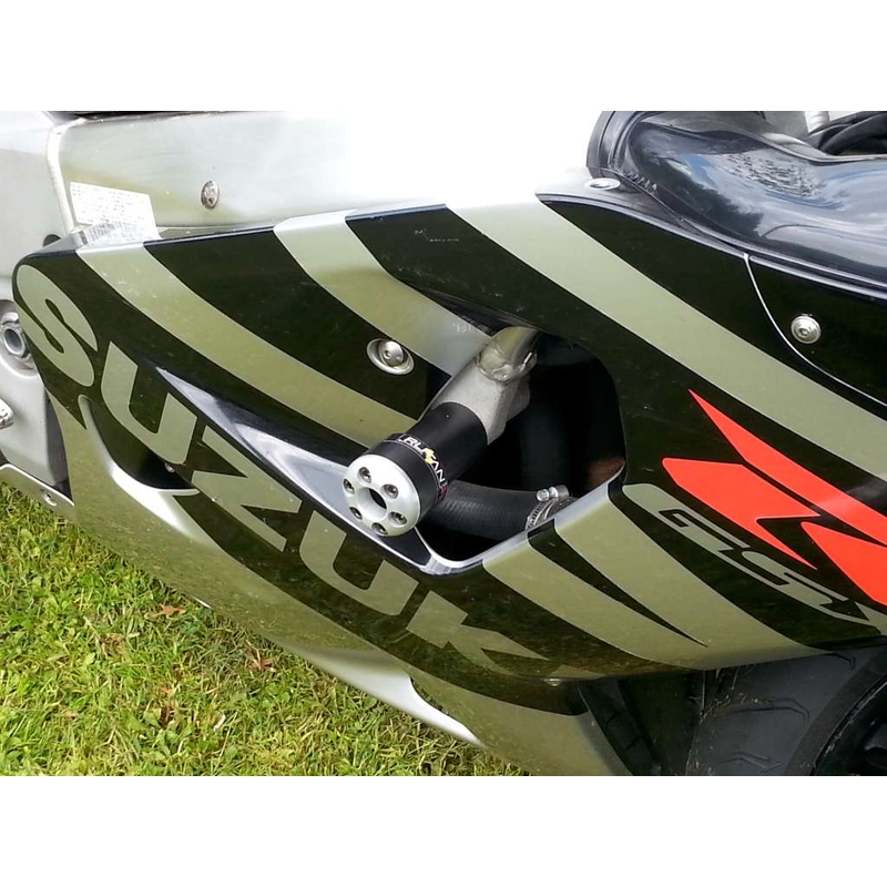 Suzuki GSX-R 750 (00-03) s prilagoditvijo Gatlingovega okrova