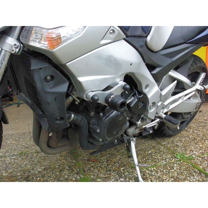 Suzuki GSR 600 dvotočkovni komplet Gatling