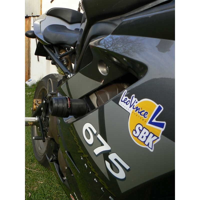 Triumph DAYTONA, Street triple 675 (-12) Strela