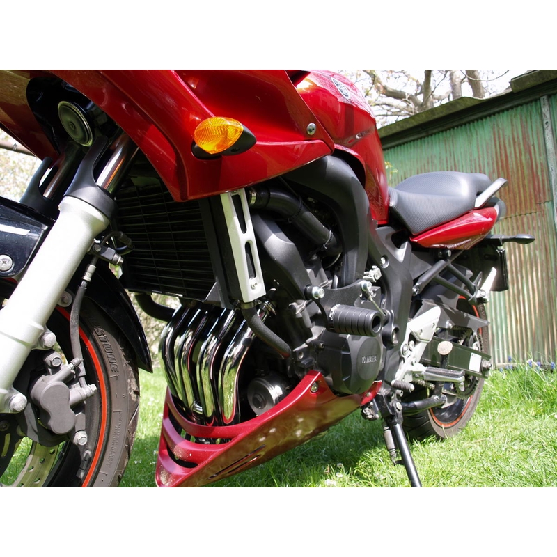 Yamaha FZ6 S2 (06-) (črni okvir) Gatling