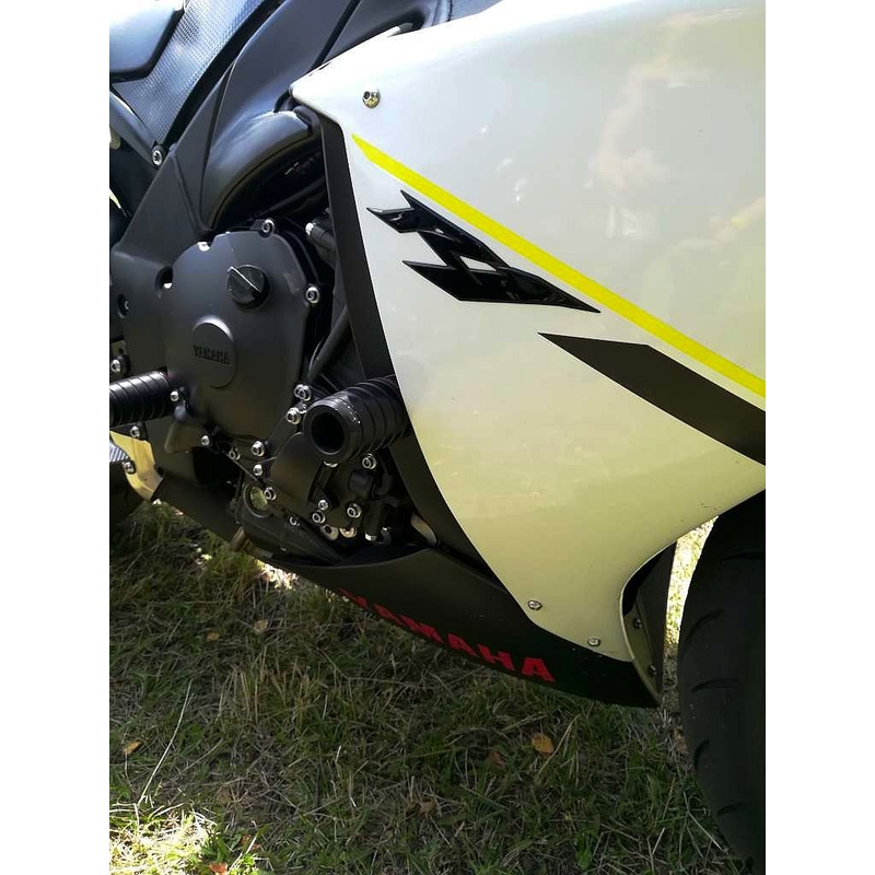 Yamaha YZF-R1 (09-14) Strela