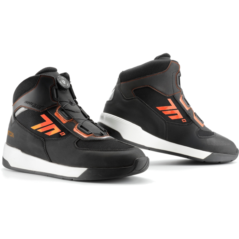 Motoristični škornji SEVENTY DEGREES SD-BC10 black-orange razprodaja