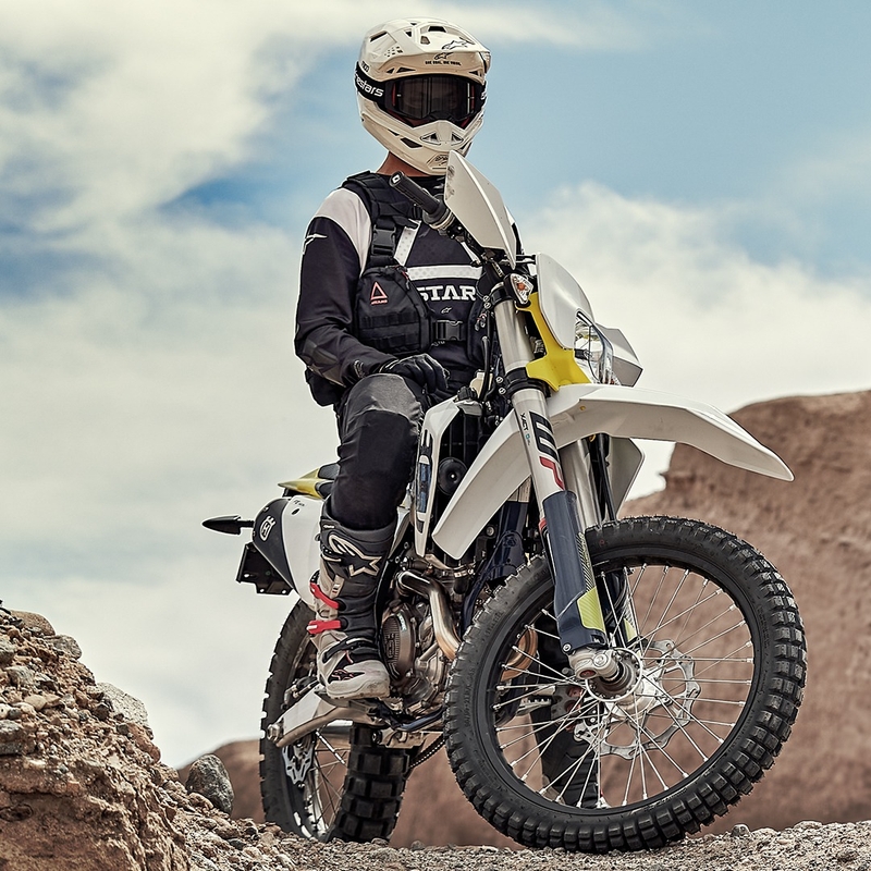 Taktični nahrbtnik Alpinestars Techdura črno-bel 9 l