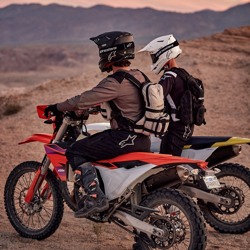 Taktični nahrbtnik Alpinestars Techdura črno-bel 9 l