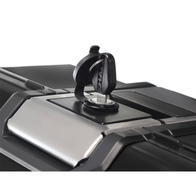 Kompletní sada černých hliníkových kufrů SHAD TERRA BLACK , 48L topcase   36L/47L boční kufry, včetně montážní sady a plotny SHAD HONDA CRF 1100 Africa Twin