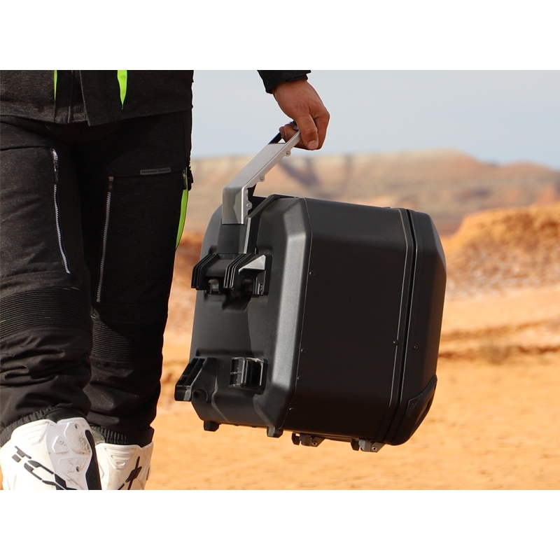 Kompletní sada černých hliníkových kufrů SHAD TERRA BLACK , 48L topcase   36L/47L boční kufry, včetně montážní sady a plotny SHAD HONDA CRF 1100 Africa Twin