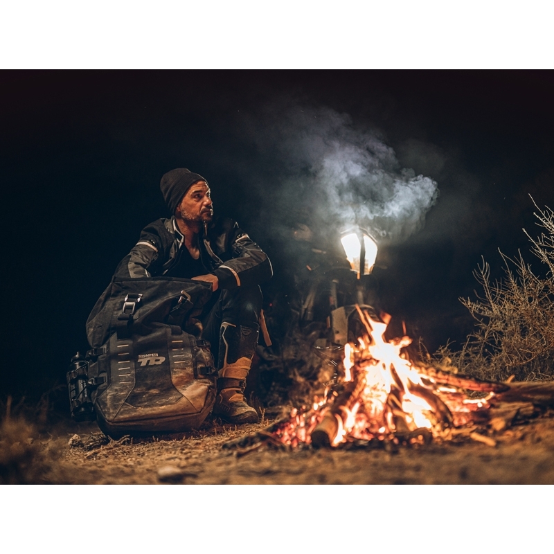 Complete set of SHAD TERRA TR40 adventure saddlebags and SHAD TERRA BLACK aluminium 48L topcase, including mounting kit SHAD Benelli TRK 502 X 2022 -