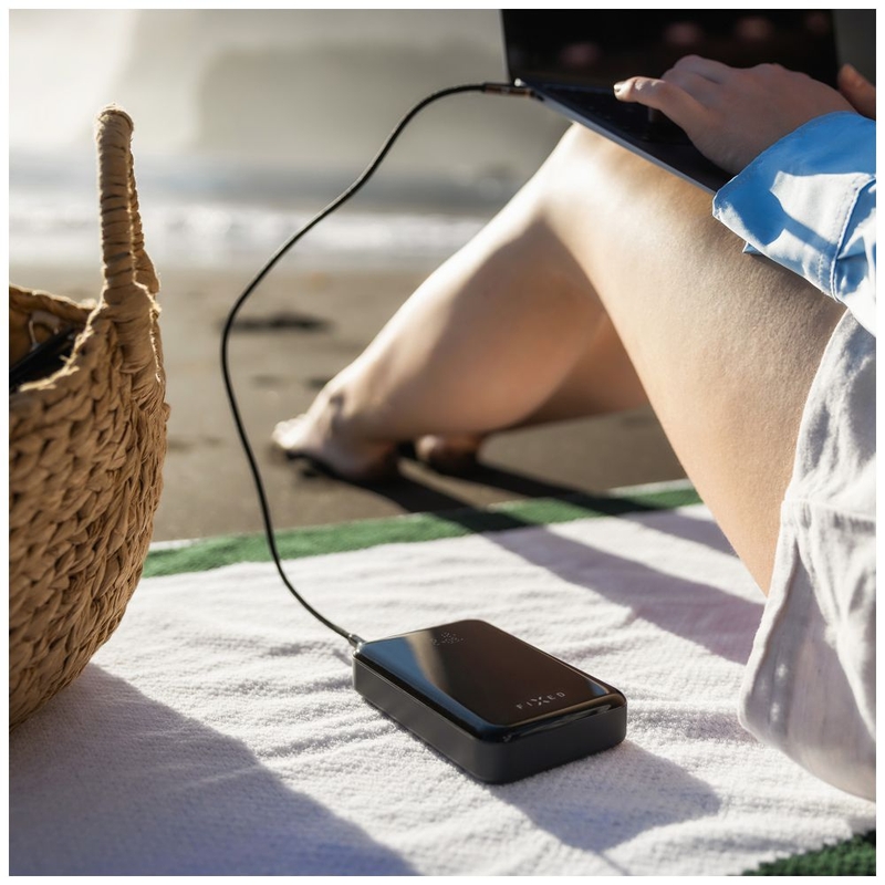 Powerbank Fixed Zen 20 Pro z LCD zaslonom črn
