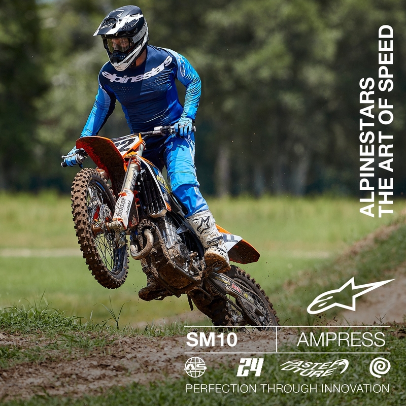 Motokros čelada Alpinestars Supertech S-M10 Ampress mat črno-bela