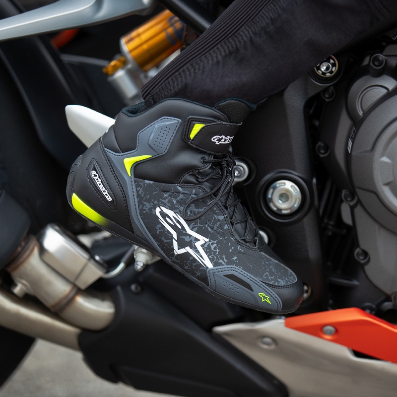 Motoristični škornji Alpinestars Faster-3 črno-fluo rumeni