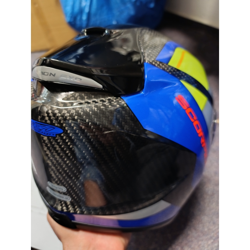 Integralna motoristična čelada Scorpion Exo-1400 Carbon Air Legione blue-fluo yellow - II. kakovosti
