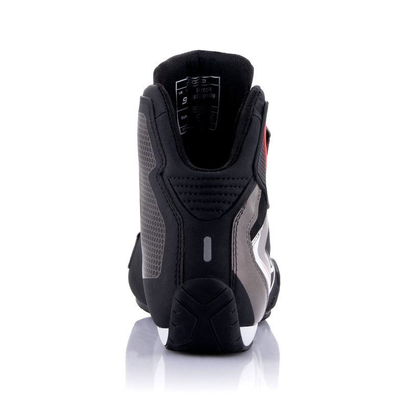 Vodoodporni motoristični škornji Alpinestars Sektor črno-beli-sivi