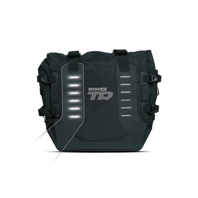 Complete set of SHAD TERRA TR40 adventure saddlebags and SHAD TERRA aluminium 48L topcase, including mounting kit SHAD Voge 500DS / 500DSX
