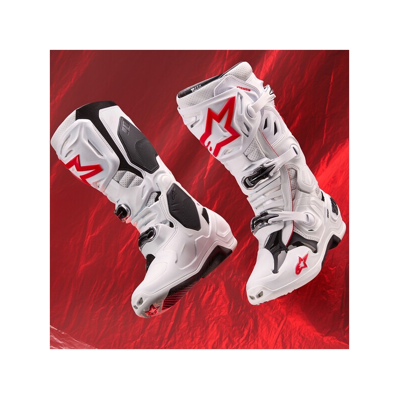 Alpinestars Tech 10 Supervented motoristični škornji perforirani belo-rdeči-črni