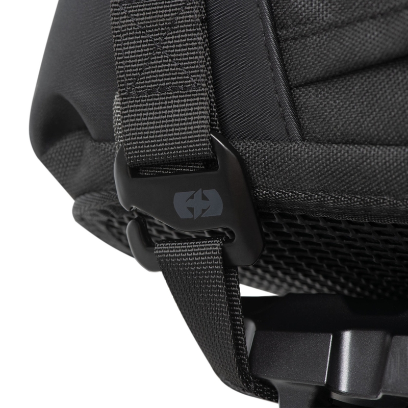 Oxford Atlas T-20 Advanced Tourpack 20 l torba za sopotnika, črna