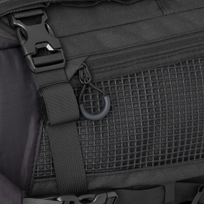 Motoristična torba Oxford Atlas B-20 Advanced Backpack 20 l črna