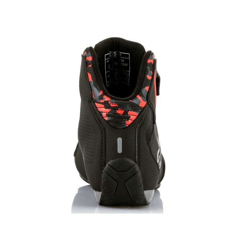 Vodoodporni motoristični škornji Alpinestars Sektor črno-rdeče-sivo-kamo