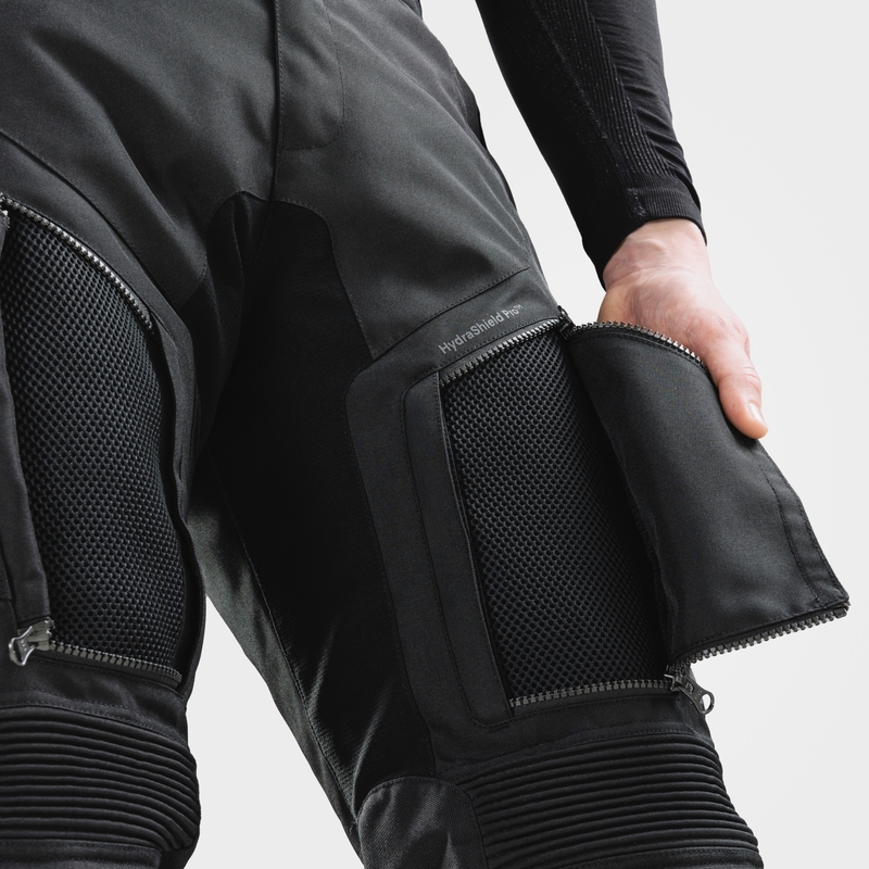 Rebelhorn Cubby V motoristične hlače črne podaljšane