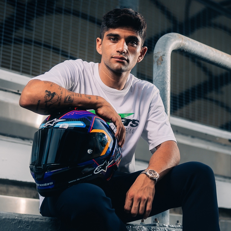 Alpinestars Supertech R-10 Limited Edition Martinator Jorge Martin Integral motoristična čelada modra-vijolična-rdeča-rumena