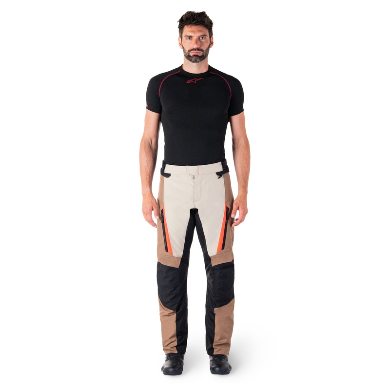 Alpinestars ST-1 nepremočljive motoristične hlače kaki-peščeno-črne-fluo rdeče