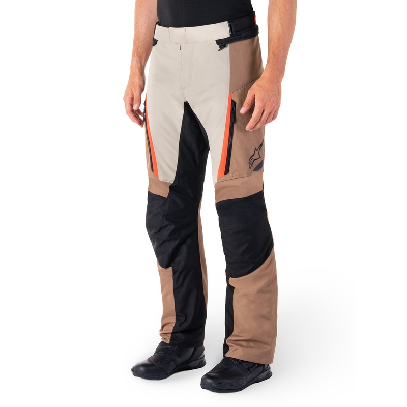 Alpinestars ST-1 nepremočljive motoristične hlače kaki-peščeno-črne-fluo rdeče