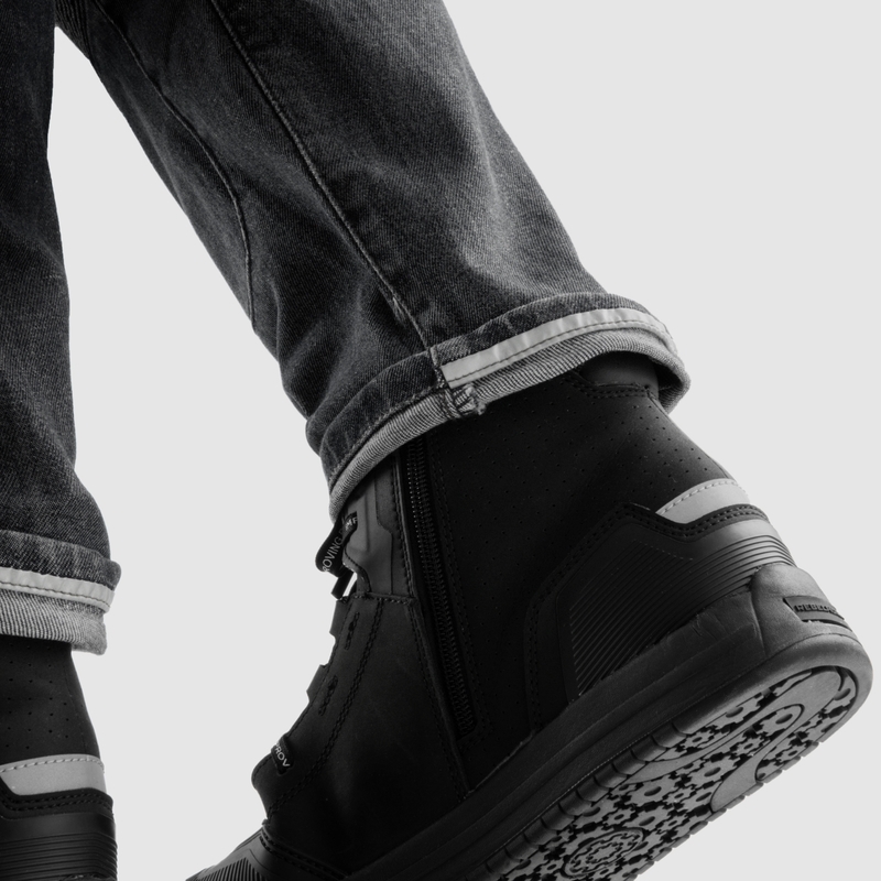 Moto kavbojke Rebelhorn Vandal Mono, oprane črne