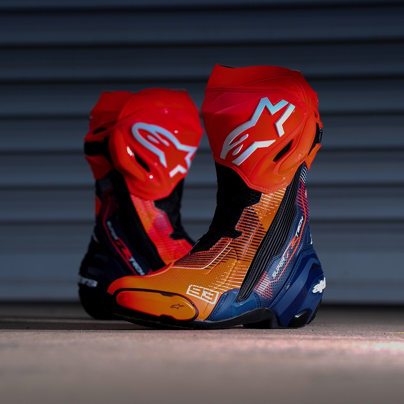 Motoristični škornji Alpinestars Supertech R Vented Limited Edition MM93 Marc Marquez Fluo Red-Blue-Black