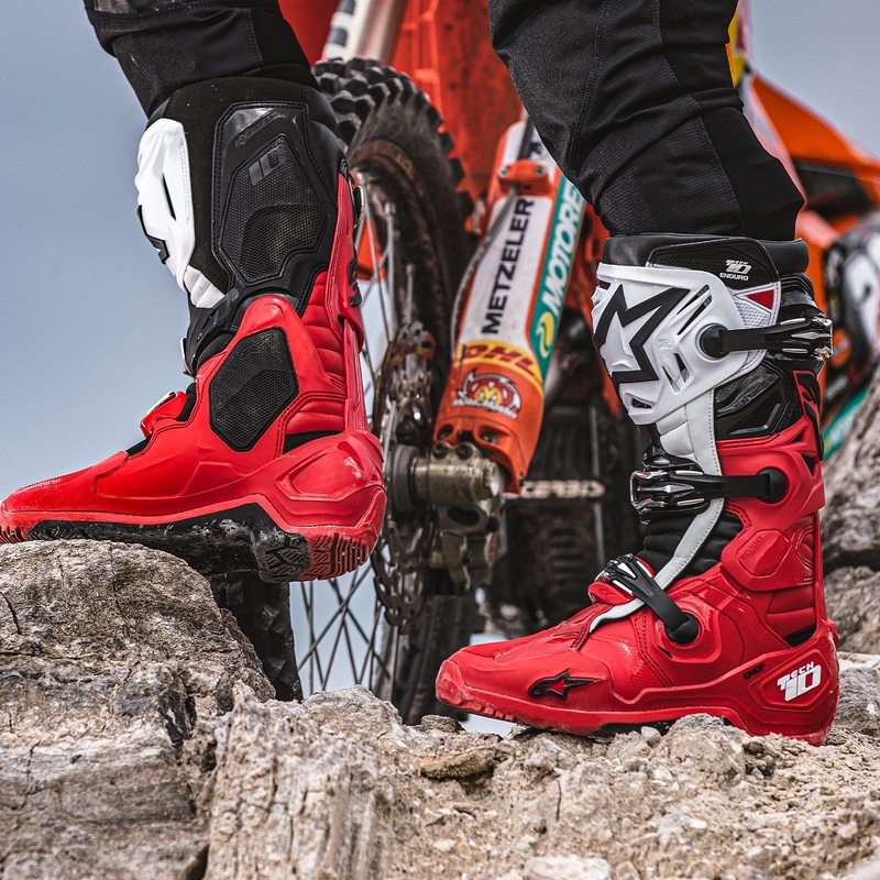 Motoristični škornji Alpinestars Tech 10 Enduro rdeče-črno-beli