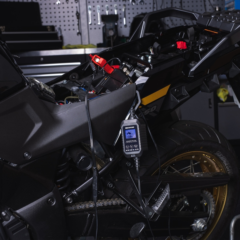 Polnilec akumulatorjev Oxford Oximiser Pro 1250 1.3A, 6/12V, 3.5-40Ah