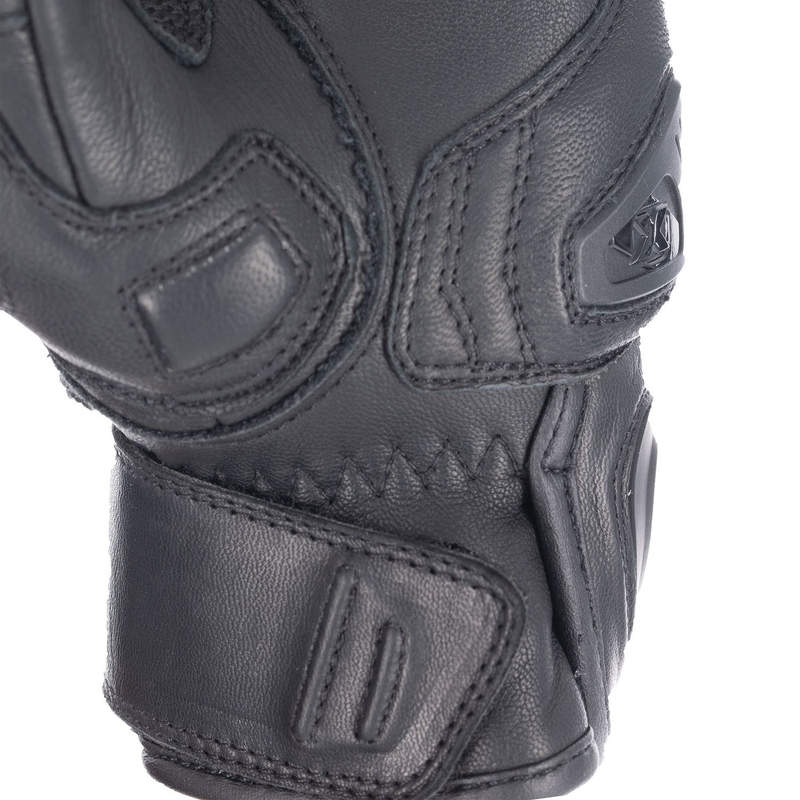 Kratke motoristične rokavice Oxford Cypher 1.0 črne