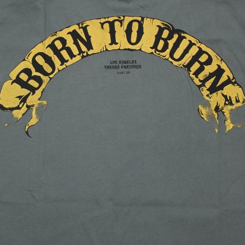 Majica Yakuza Premium Born To Burn Flying Riots Los Angeles olivno zelena