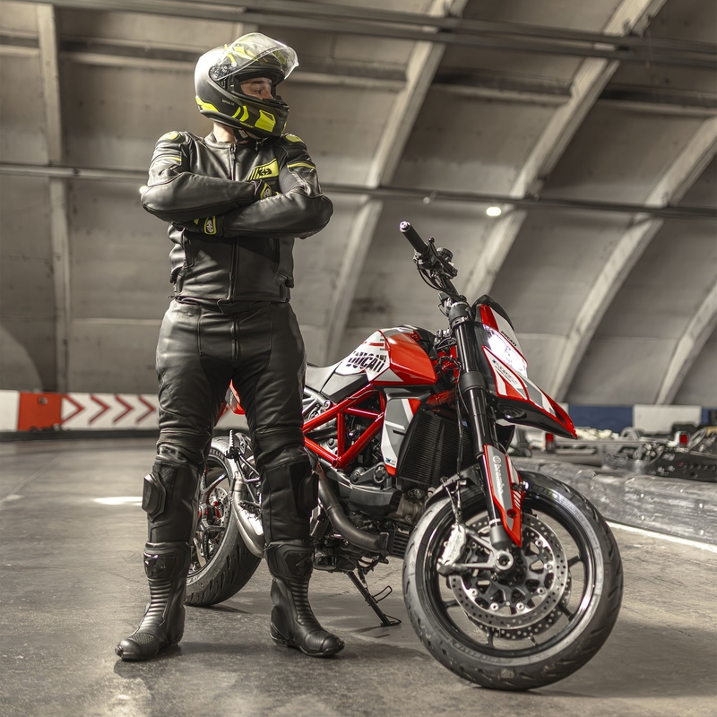 Moto škornji Oxford Cypher 1.0 D2D črne barve