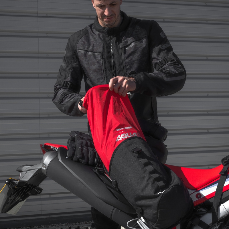 Oxford N9 vreča za shranjevanje Nomad črna 9 l