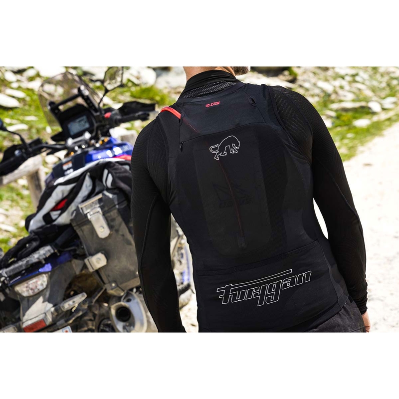Ščitnik za telo Furygan X-Road Vest D3O® črne barve