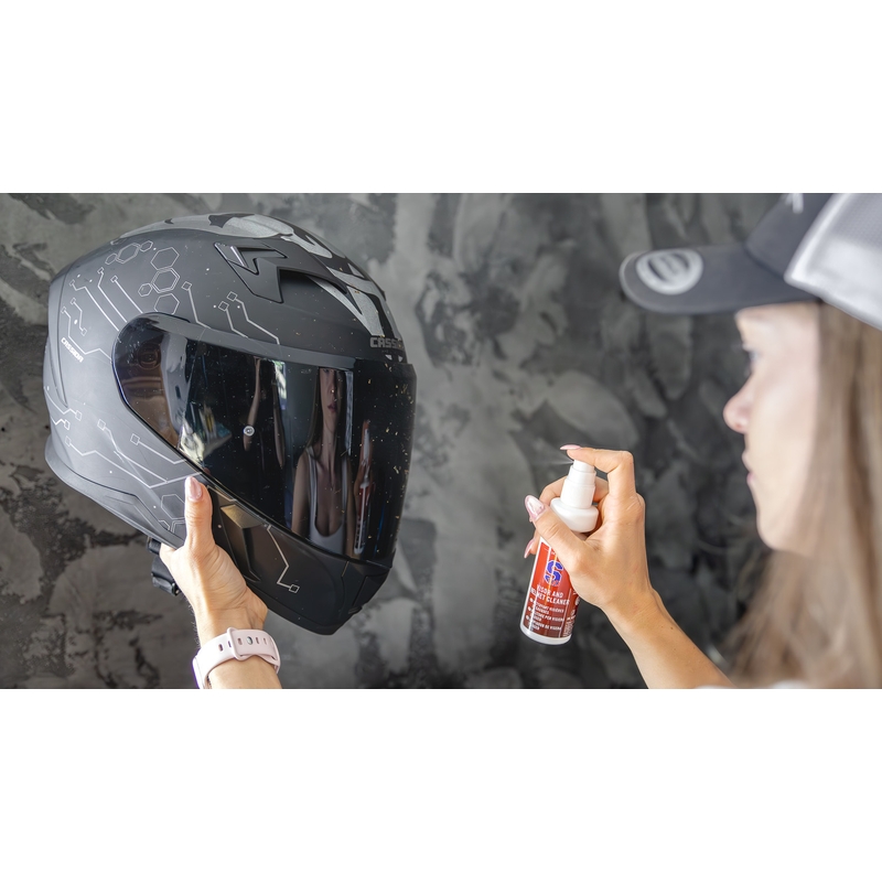 Čistilo za vizirje in čelade S100 s krpo iz mikrovlaken - Čistilo za vizirje in čelade 100 ml