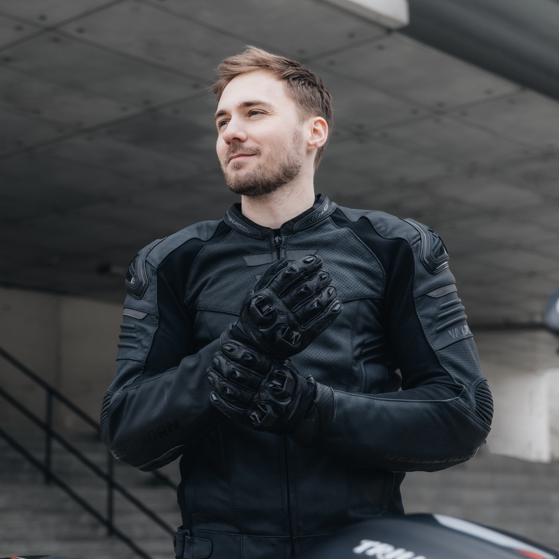 Usnjena motoristična jakna Rebelhorn Vandal črne barve