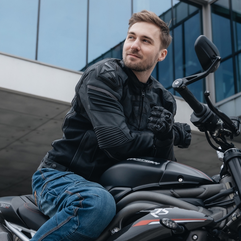 Usnjena motoristična jakna Rebelhorn Vandal črne barve